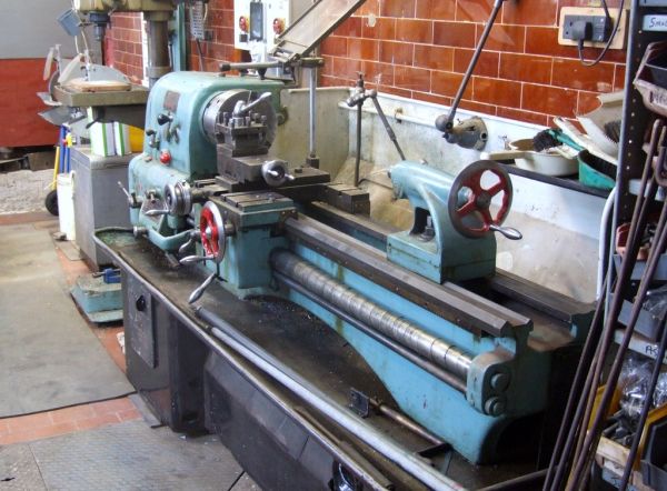 CNC Lathe Machine suppliers in India